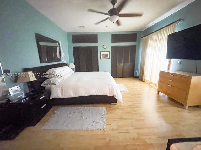 9008 Collins Ave 402, Surfside, FL 33154