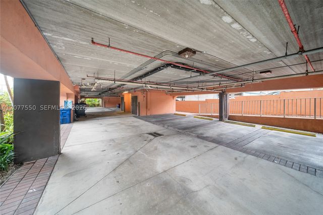 9008 Collins Ave 402, Surfside, FL 33154