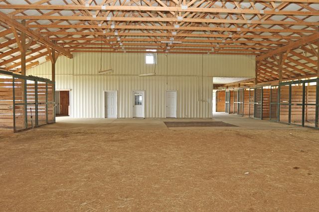 1070 Kidds Mill Road, Versailles, KY 40383