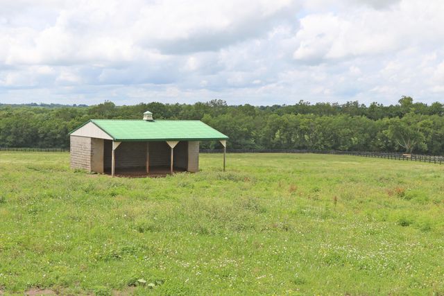 1070 Kidds Mill Road, Versailles, KY 40383