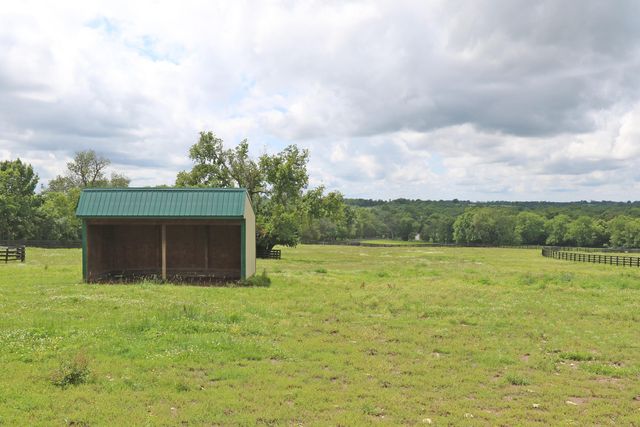 1070 Kidds Mill Road, Versailles, KY 40383