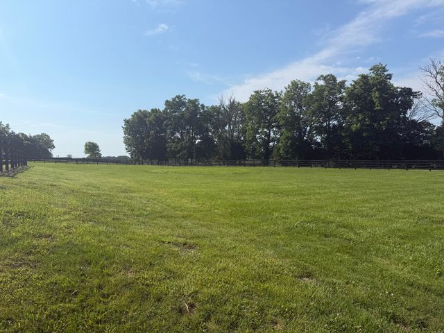 1070 Kidds Mill Road, Versailles, KY 40383