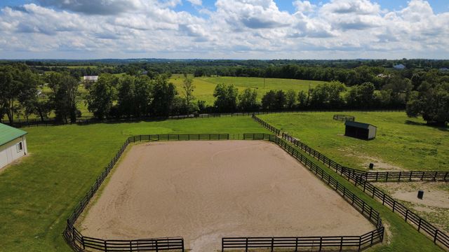 1070 Kidds Mill Road, Versailles, KY 40383
