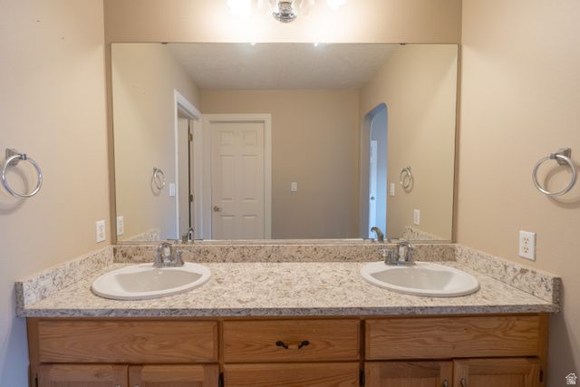 648 W HALE AVE, Moab, UT 84532