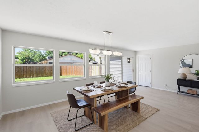 2604 Peppertree Place, Plano, TX 75074