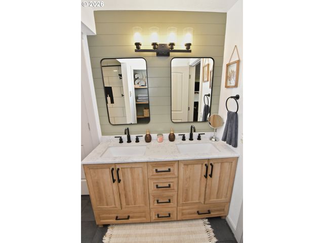 876 WELCOME Way, Eugene, OR 97402