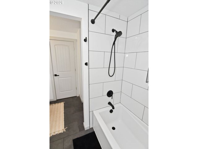 876 WELCOME Way, Eugene, OR 97402