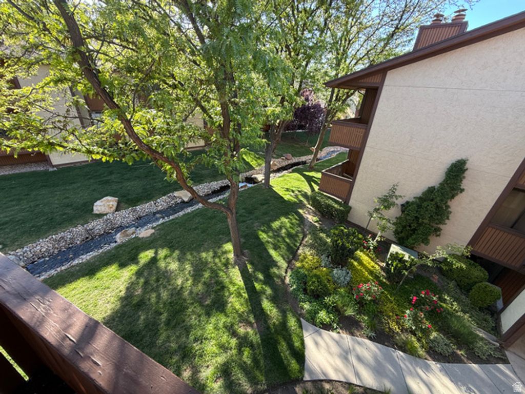 Image 19 of property listing at 6868 COUNTRYWOODS CIR #H3, Midvale, UT 84047