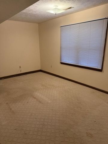 131 Wood Lomond Way, Huntington, WV 25705