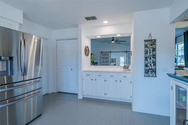 37340 DERBYSHIRE DRIVE, Zephyrhills, FL 33542