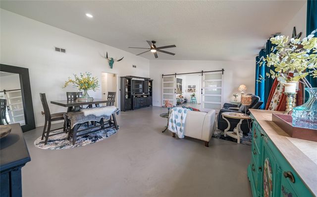 37340 DERBYSHIRE DRIVE, Zephyrhills, FL 33542