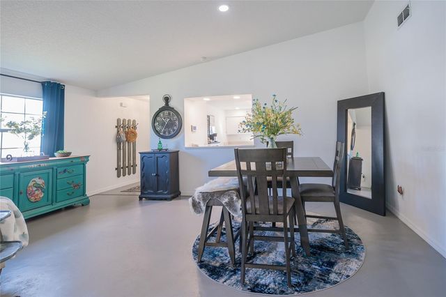 37340 DERBYSHIRE DRIVE, Zephyrhills, FL 33542