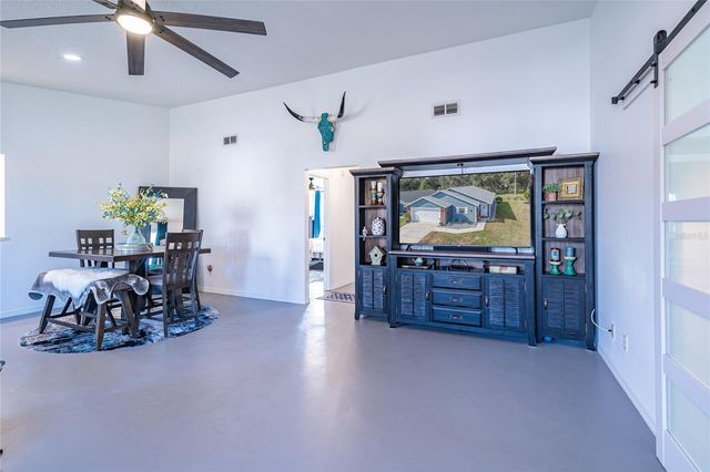 37340 DERBYSHIRE DRIVE, Zephyrhills, FL 33542