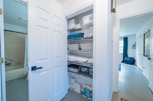 37340 DERBYSHIRE DRIVE, Zephyrhills, FL 33542