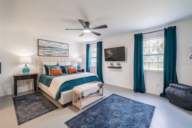 37340 DERBYSHIRE DRIVE, Zephyrhills, FL 33542