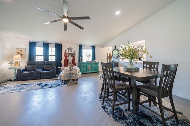 37340 DERBYSHIRE DRIVE, Zephyrhills, FL 33542