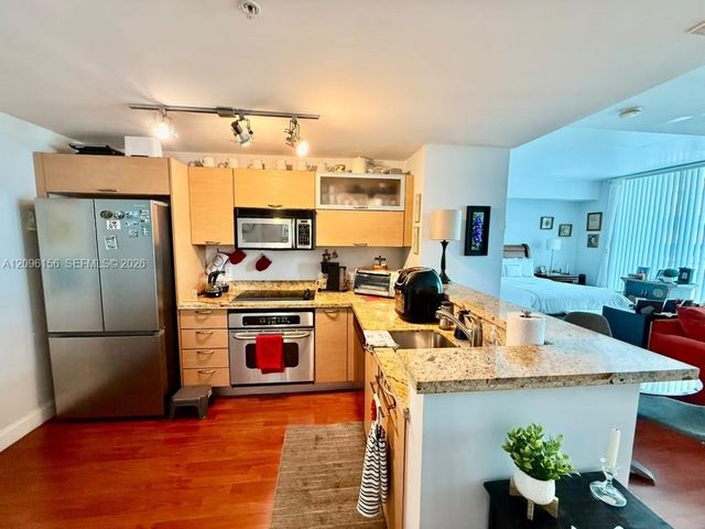 3180 SW 22nd Terrace 1208, Miami, FL 33145
