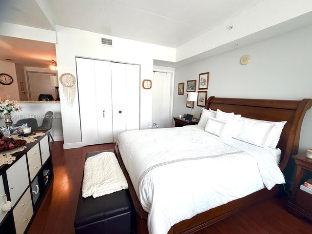 3180 SW 22nd Terrace 1208, Miami, FL 33145