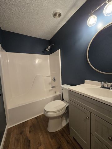 337 Bumpus Mill Rd, Oak Grove, KY 42262