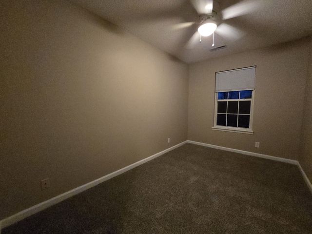 337 Bumpus Mill Rd, Oak Grove, KY 42262