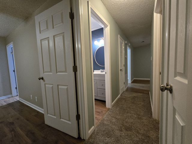 337 Bumpus Mill Rd, Oak Grove, KY 42262