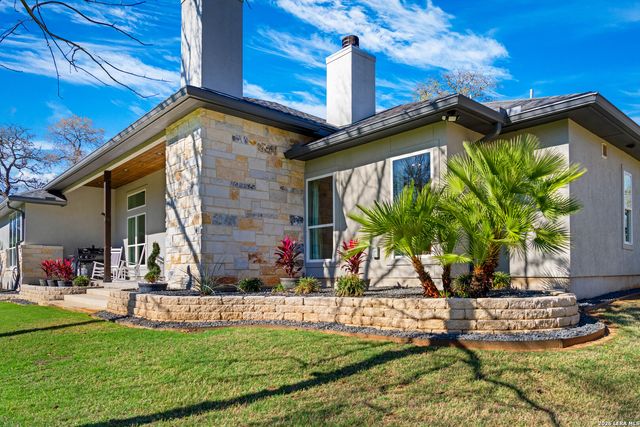 124 N Tranquility, La Vernia, TX 78121