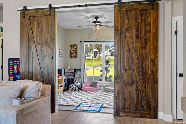 124 N Tranquility, La Vernia, TX 78121