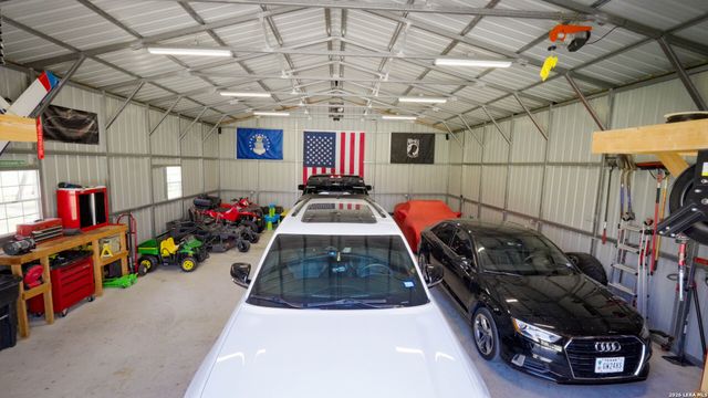 124 N Tranquility, La Vernia, TX 78121