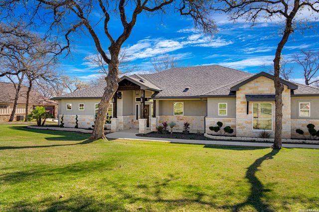 124 N Tranquility, La Vernia, TX 78121