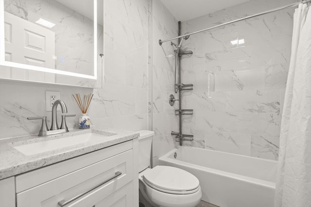 12 Circle Drive, Weymouth, MA 02188