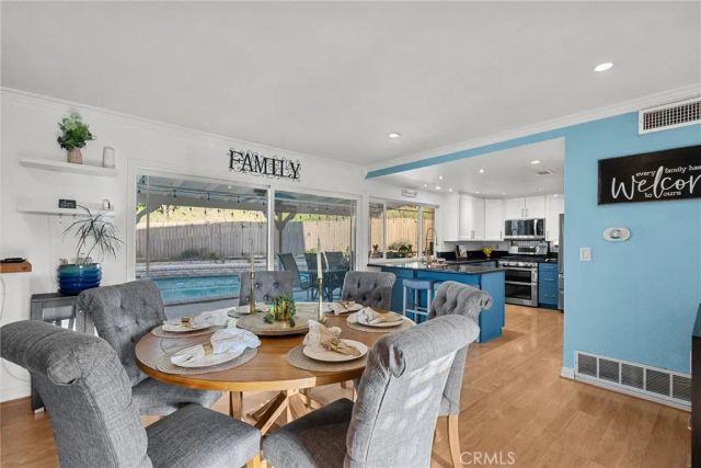 27466 Annette Jo, Saugus, CA 91350