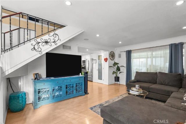 27466 Annette Jo, Saugus, CA 91350