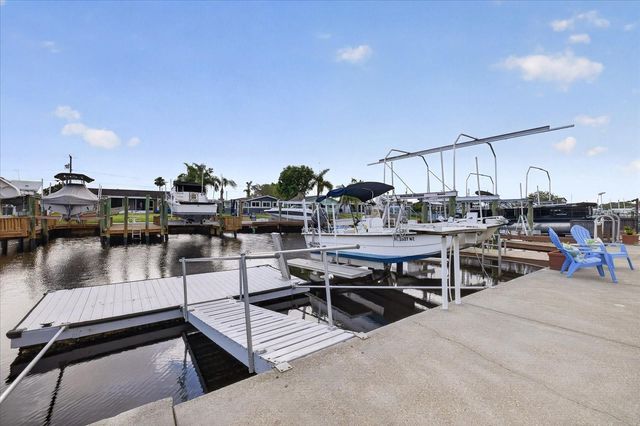 5006 FORESTAY COURT, New Port Richey, FL 34652
