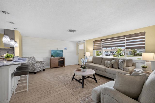 5006 FORESTAY COURT, New Port Richey, FL 34652