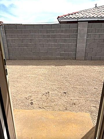 11429 N 83rd Avenue 2, Peoria, AZ 85345