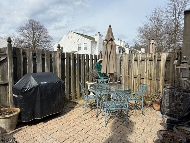 107 Bayberry Dr, Franklin Twp., NJ 08873