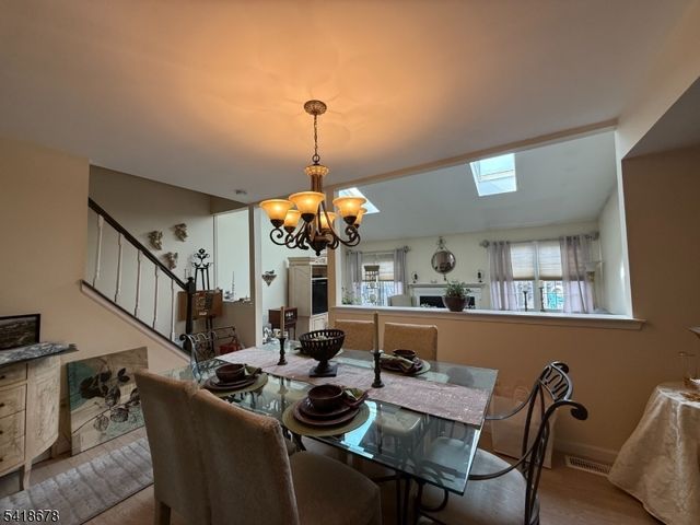 107 Bayberry Dr, Franklin Twp., NJ 08873