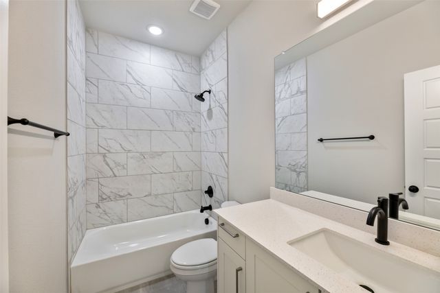 4060 LeCroy Court, Midlothian, TX 76065