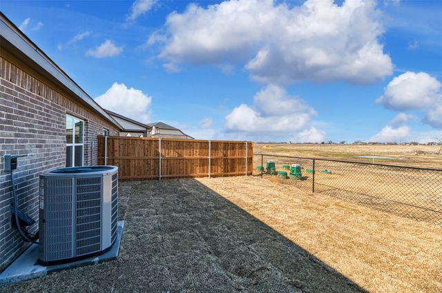 4060 LeCroy Court, Midlothian, TX 76065