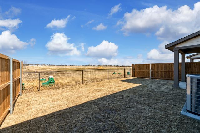 4060 LeCroy Court, Midlothian, TX 76065