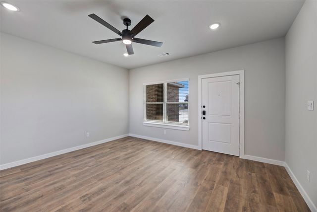 4060 LeCroy Court, Midlothian, TX 76065