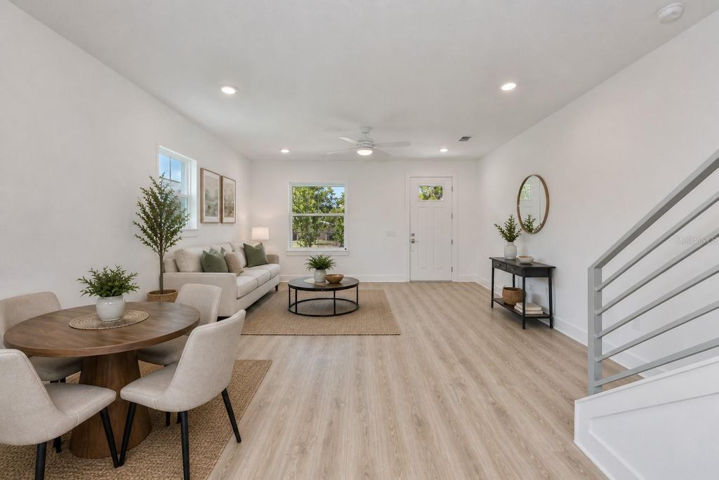 Image 11 of property listing at 4171 56TH AVENUE N, St Petersburg, FL 33714
