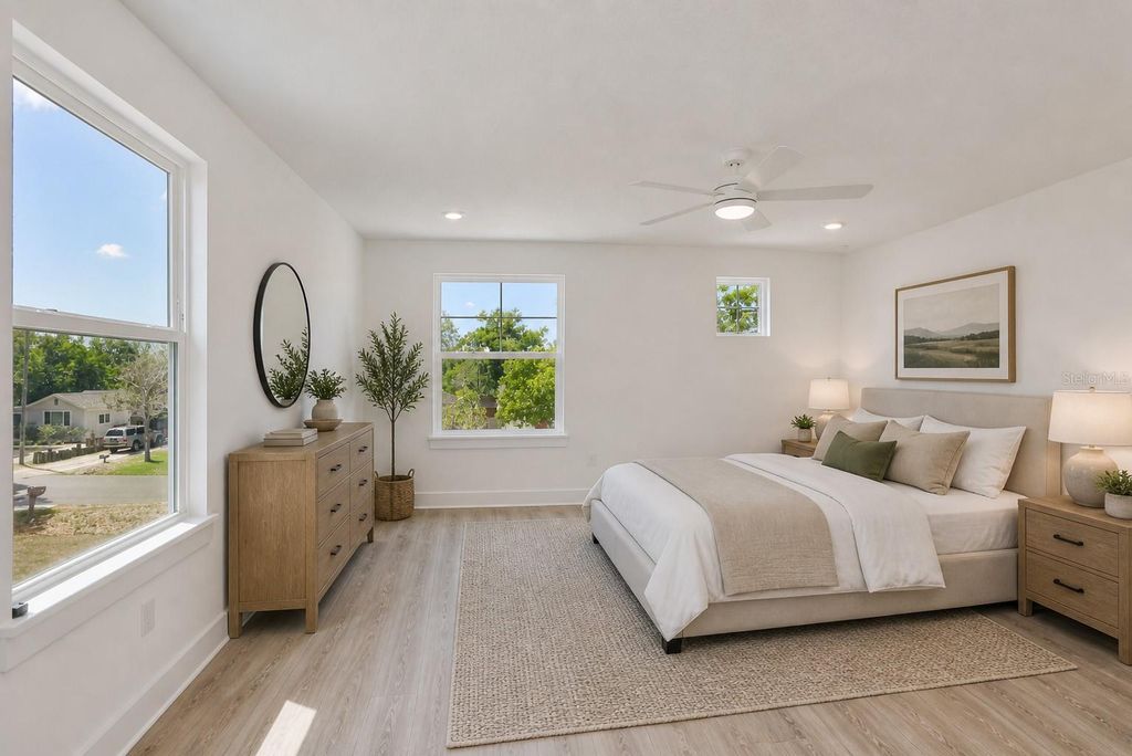 Image 12 of property listing at 4171 56TH AVENUE N, St Petersburg, FL 33714