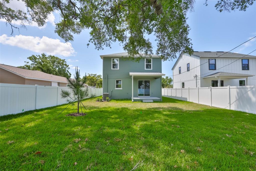 Image 24 of property listing at 4171 56TH AVENUE N, St Petersburg, FL 33714
