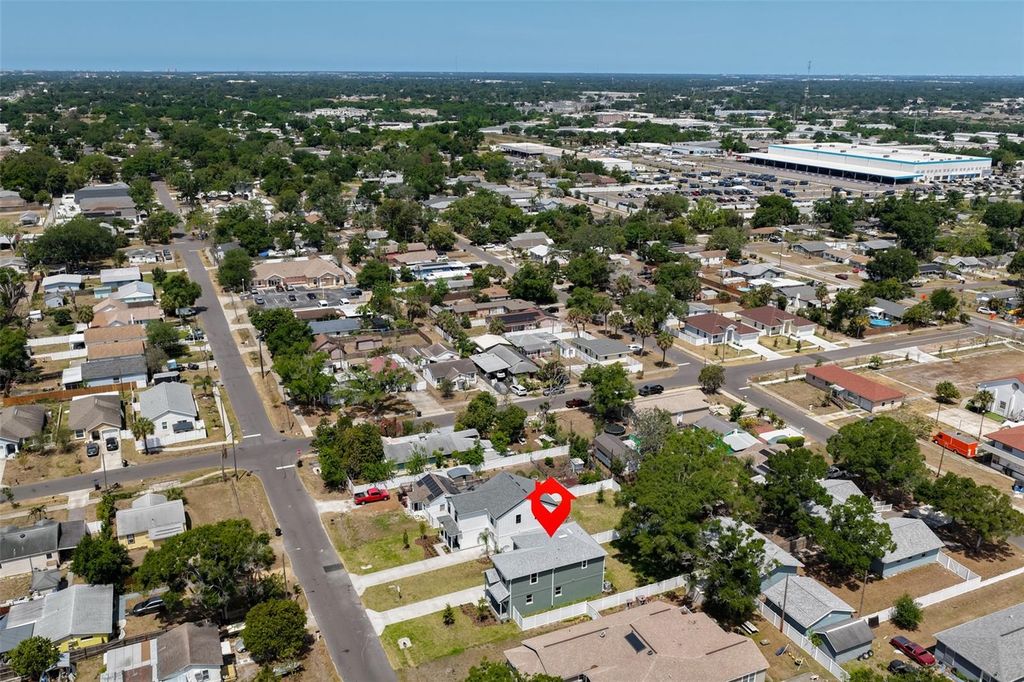 Image 30 of property listing at 4171 56TH AVENUE N, St Petersburg, FL 33714