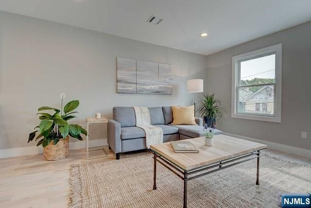 81 Mission Street, Montclair, NJ 07042