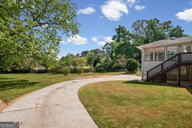 635 Birchwood Lane SW, Marietta, GA 30060