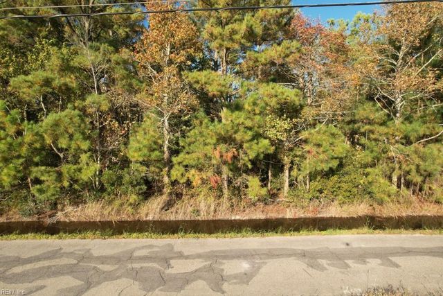 1376 Shipps Cabin RD, Virginia Beach, VA 23457