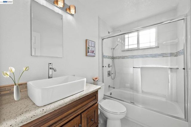 5706 Willkie Pl, Fremont, CA 94538