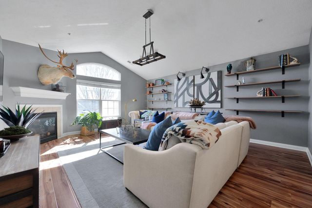 3963 Dinon Drive, Columbus, OH 43221